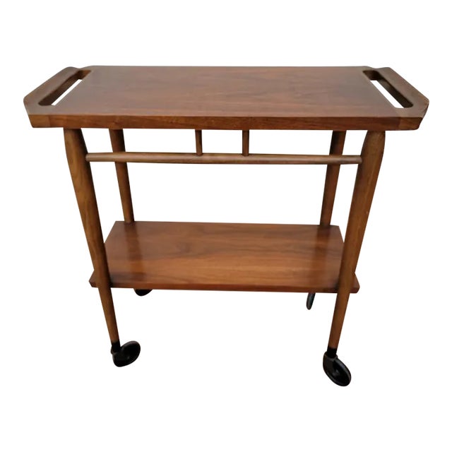Mid Century Modern Lane 2 Tier Walnut Bar Cart on Casters For Sale