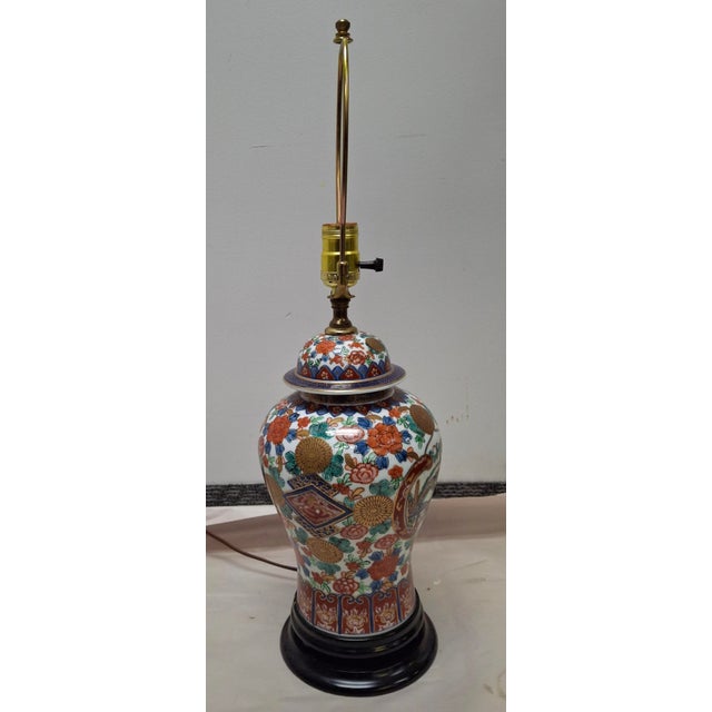 Ceramic Chinese Wucai Porcelain Vase Table Lamp For Sale - Image 7 of 10