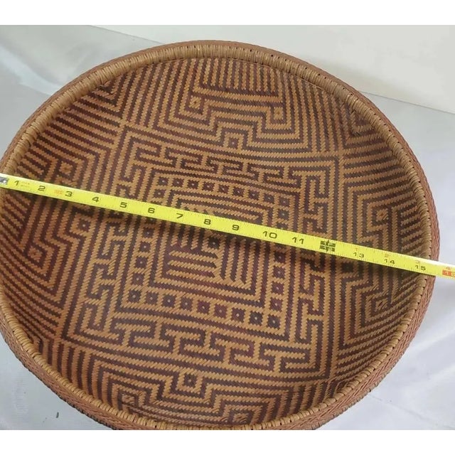Late 20th Century Vintage Ye'kuana Indigenous Venezuelan Amazon Wa'pa Basket Tray, Hand-Woven Geometric Pattern, Natural Plant Fiber For Sale - Image 5 of 5