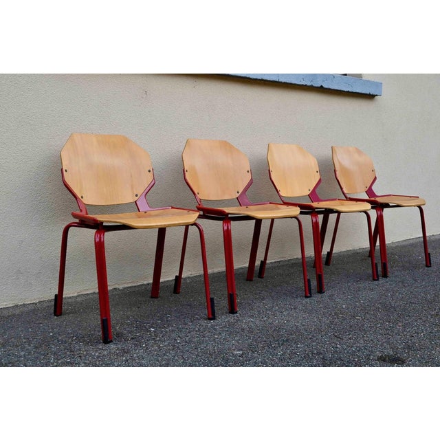 1980s Postmodern Series 34 Rio Chairs in Red Wood from Fröscher, 1985 For Sale - Image 5 of 18