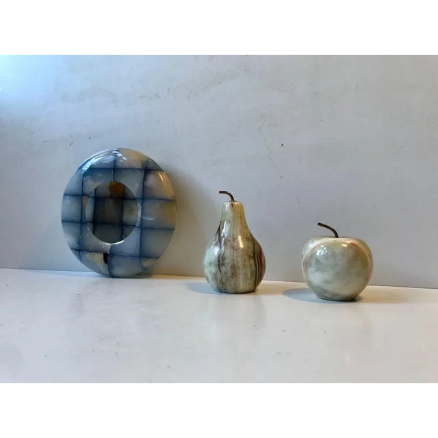 Vintage Italian Desk Set in Onyx Marble with Ashtray and Paperweights, 1950s, Set of 3 For Sale - Image 9 of 9