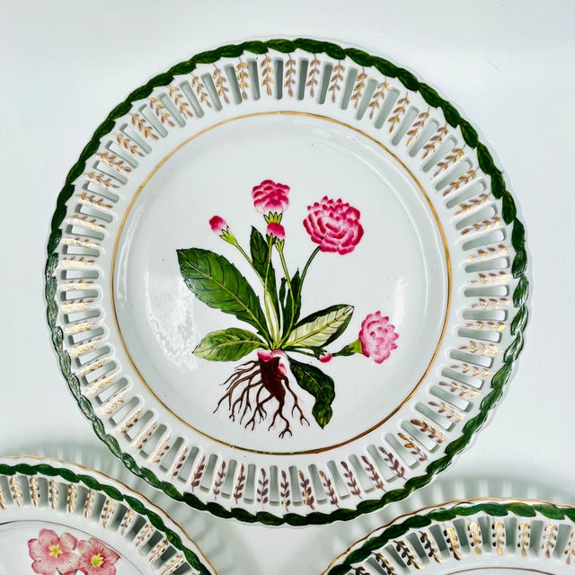 Vintage Reticulated Floral Plates With Green and Gold Trim - Set of 3 For Sale - Image 15 of 18