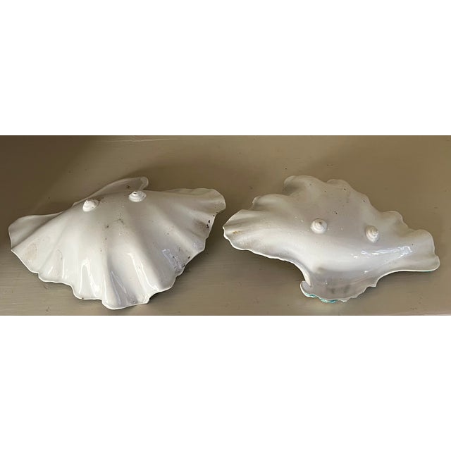 Antique 18th Century Wedgwood Creamware Feather Edge Sea Shell Dishes - A Pair For Sale - Image 14 of 16