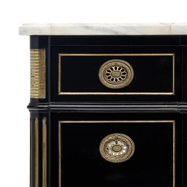 1900 - 1909 French Louis XVI Chest of Drawers For Sale - Image 5 of 9