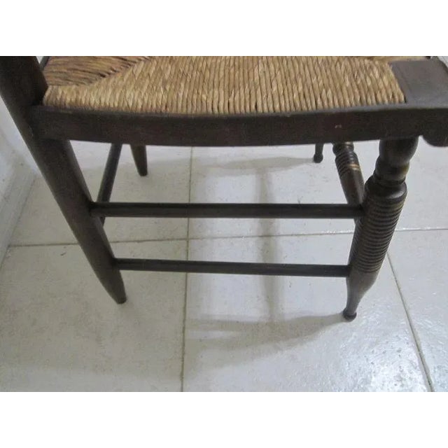 Farmhouse Early 1900s Antique Hitchcock Style Black Gold Stenciled Farmhouse Rush Seat Side Chair For Sale - Image 3 of 12