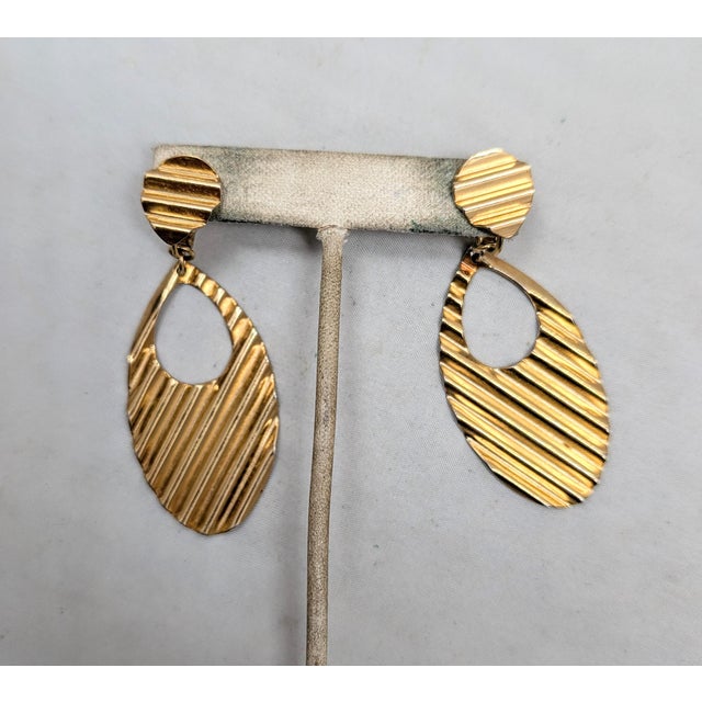 Metal Vintage 1989 Signed Napier Goldtone Hoop Drop Clip Earrings-2 Pieces For Sale - Image 7 of 9