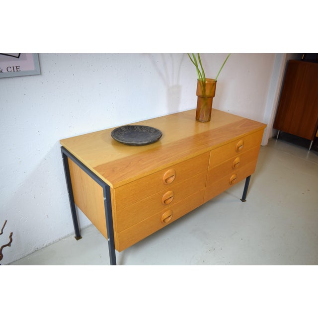 Mid-Century Modern Chest of Drawers by Joachim Nebelung for VEB Deutsche Werkstätten, 1970s For Sale - Image 4 of 7