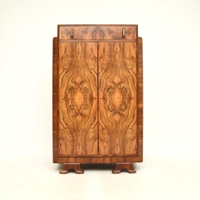 Art Deco Figured Walnut Compact Wardrobe, 1930s For Sale - Image 11 of 11