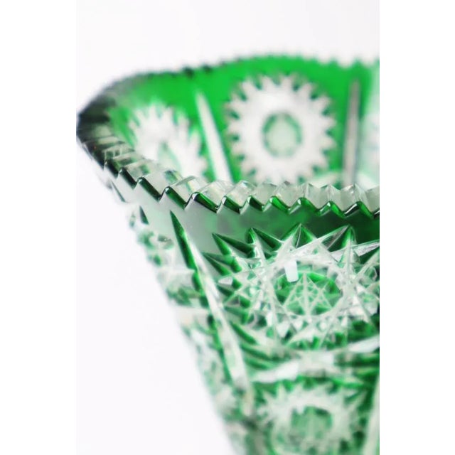 Emerald Green Vase attributed to Val Saint Lambert For Sale - Image 4 of 12