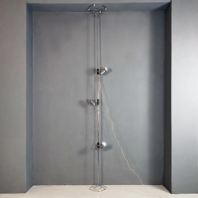 Reggiani Italian Modern Steel Floor-to-Ceiling Lamp attributed to Francesco Fois for Reggiani, 1970s For Sale - Image 4 of 14