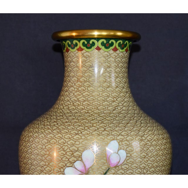 Vintage Chinese Cloisonne Enamel Vases Pair Mirrored Floral Chrysanthemum Mums For Sale - Image 10 of 15