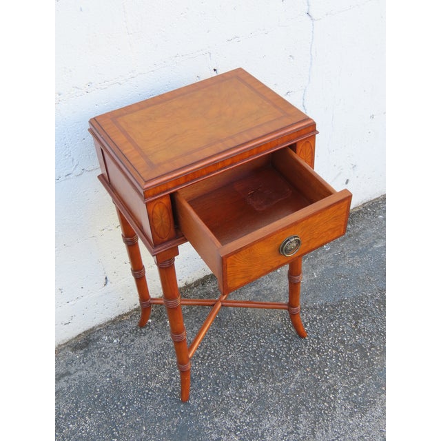 Ethan Allen Ethan Allen Hollywood Regency Nightstand Bedside Side End Table 6376 For Sale - Image 4 of 12