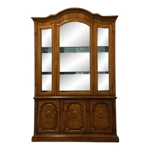 Thomasville Furniture Serenade Collection Burled Walnut Italian Neoclassical Tuscan Style 53" Lighted Display China Cabinet 21221-421