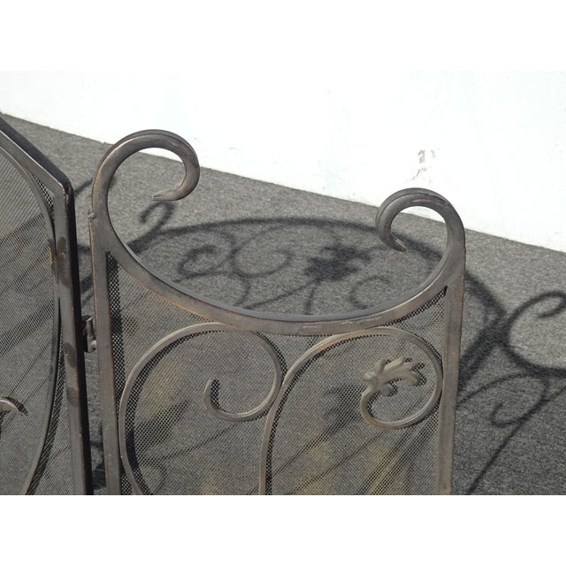 Vintage Black Fireplace Screen W Mesh Backing & Leaf Decor - French Country For Sale - Image 13 of 17