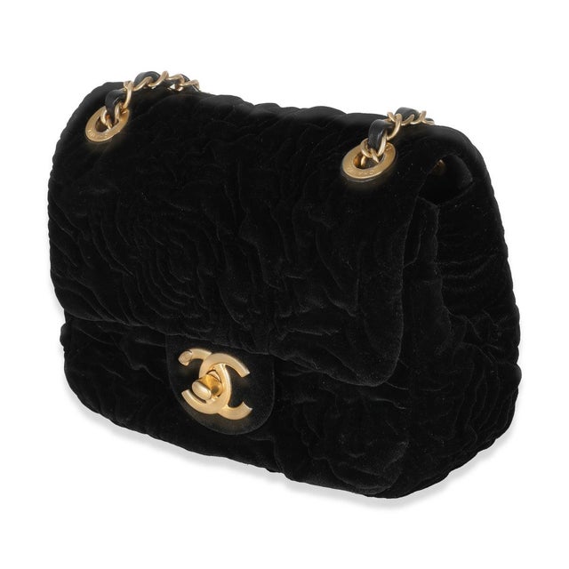 A timeless classic that never goes out of style, the flap bag from Chanel dates back to 1955 and has seen a number of...
