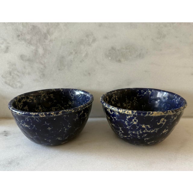 Bennington Potters Mid 20th Century Bennington Potters Blue Agate Bowls - Set of 4 For Sale - Image 4 of 10