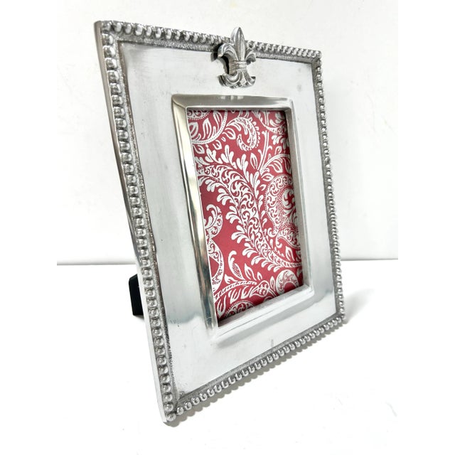 French Vintage Pewter Fleur-De-Lis Picture Frame – French Heraldic Silver Frame For Sale - Image 3 of 8