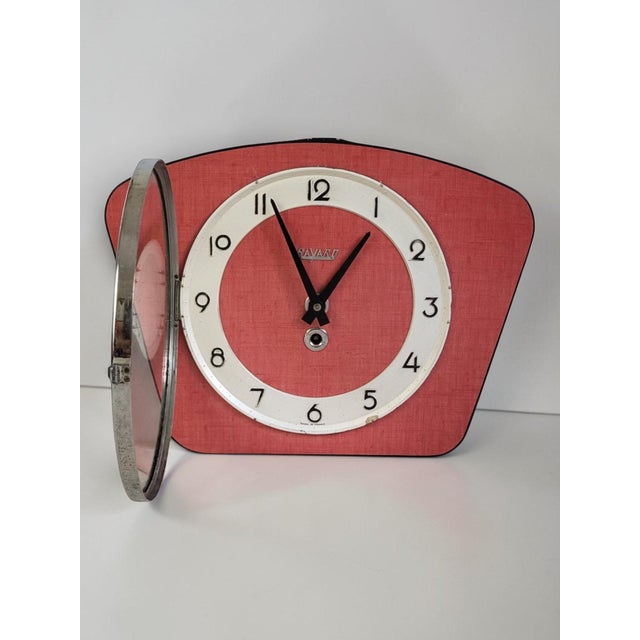 Vintage bayard wall/kitchen clock, french-made in the 1950s. The case features the typical silhouette of 1950s design: a...