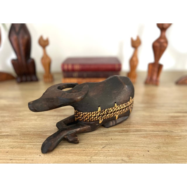 Vintage Hand Carved Wood & Rattan Water Buffalo Trinket Box For Sale - Image 4 of 12