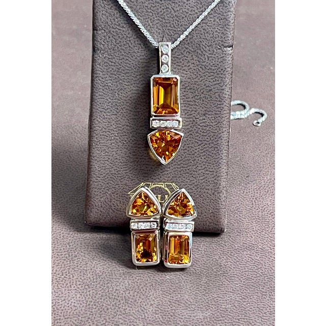 Yellow 28 Carat Citrine & Diamond Pendant & Matching Earrings 14 Karat Gold Chain Set For Sale - Image 8 of 18