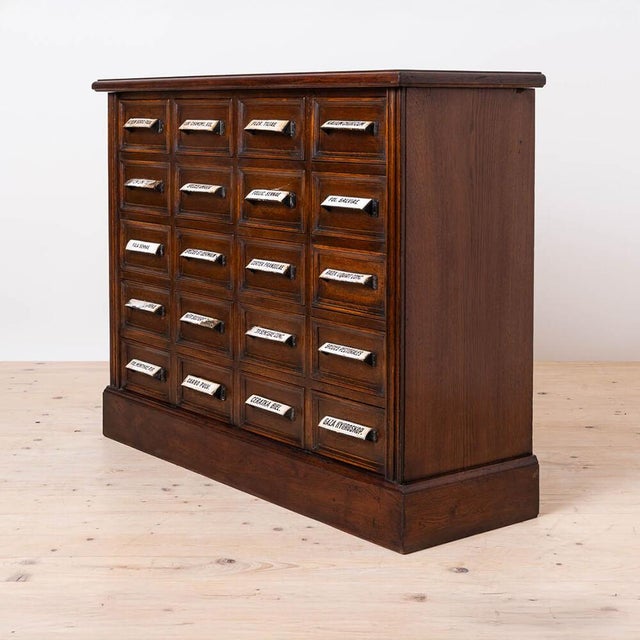 20th Century Apothecary Chest of Drawers in Oak Wood, 1920s For Sale - Image 10 of 10