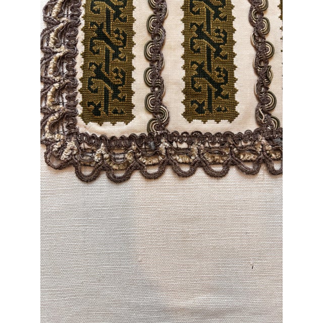 Traditional Mid 20th Century Vertical Table Runner For Sale - Image 3 of 3