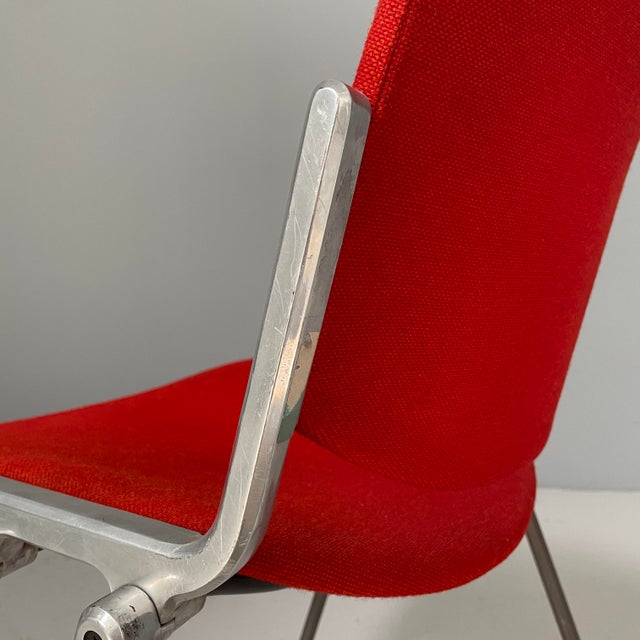 Italian Modern Red Fabric DSC Chairs by Giancarlo Piretti for Castelli, 1970s, Set of 22 For Sale - Image 12 of 18