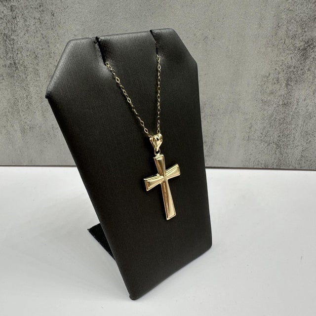 Contemporary Cross Necklace 14kt Yellow Gold 16in 1.5g Spring Ring Clasp New For Sale - Image 3 of 6