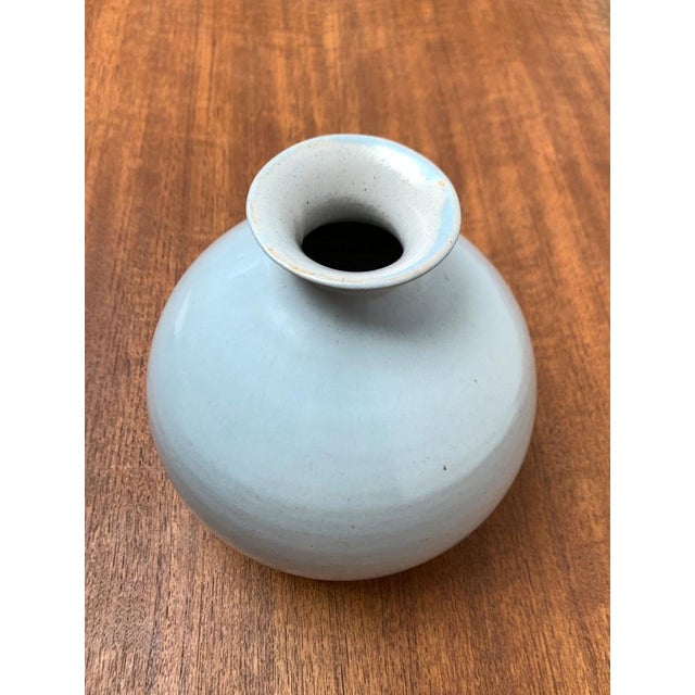 Mid-Century Minimalist Vase, 1960s For Sale - Image 5 of 18