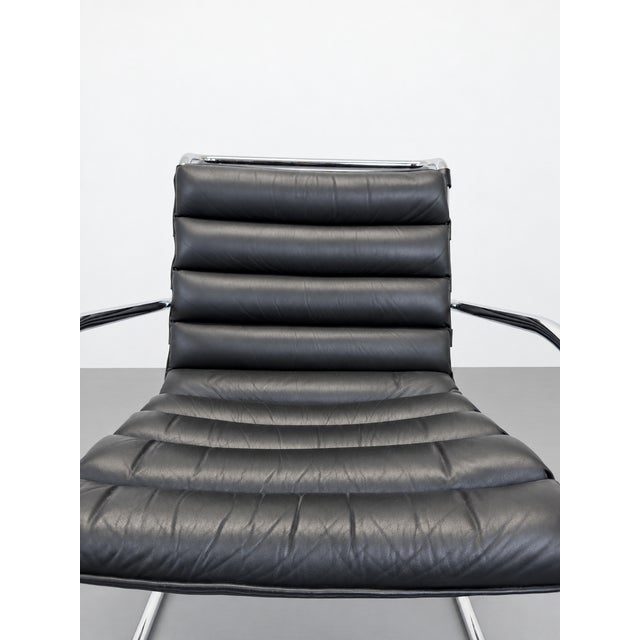 Ludwig Mies van der Rohe Leather and Steel MR Chairs by Ludwig Mies van der Rohe for Knoll Inc. / Knoll International, 1970s, Set of 2 For Sale - Image 4 of 9