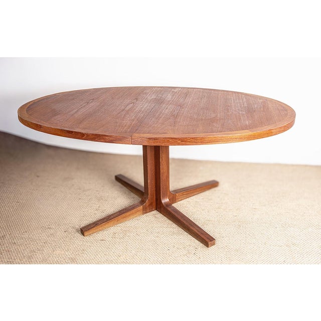 Large Danish Teak Model HM 55 Dining Table by John Mortensen for Dyrlund, 1960s For Sale - Image 11 of 18