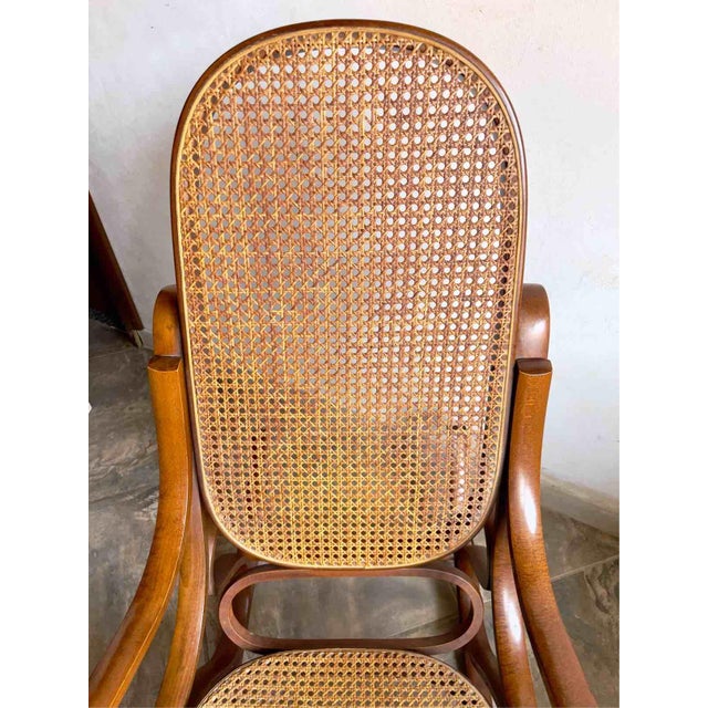 Beige Vintage Rocking Chair in Bent Beech and Vienna Straw in the style of Thonet, 1970s For Sale - Image 8 of 18