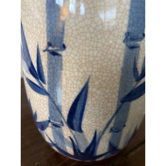 1980s Vintage Chinoiserie Blue and White Ceramic Egg on Brass Stand For Sale - Image 5 of 6