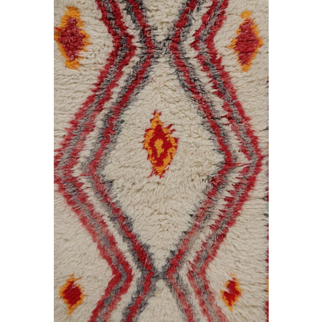 Moroccan Vintage Moroccan Runner in White With Red Geometric Patterns, From Rug & Kilim For Sale - Image 3 of 7