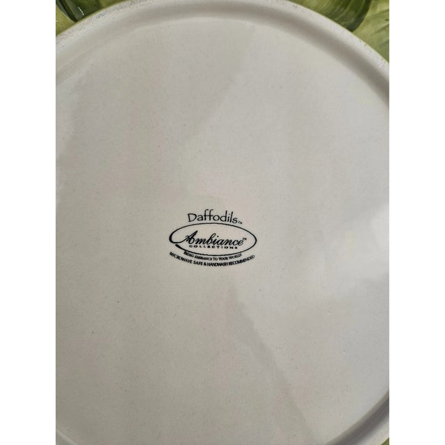 Mid-Century Modern Vintage Mid-Century Modern Ambiance Daffodils Sculptural Green Charger Plates- Set 4 For Sale - Image 3 of 4