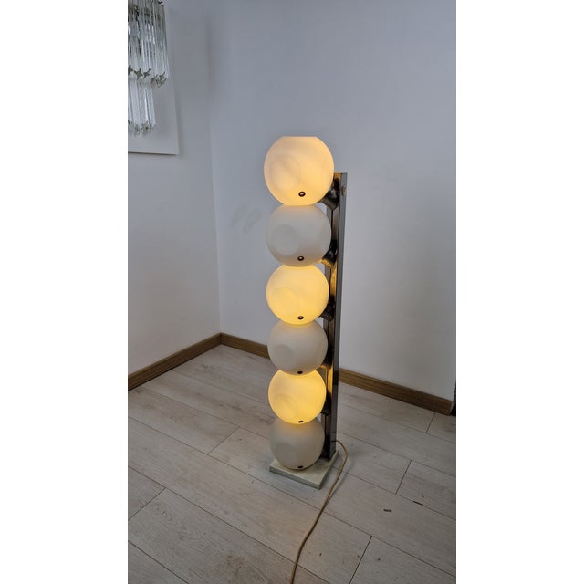 P440 Floor Lamp in Opaline Glass and Metal from Lumi, 1970s For Sale - Image 14 of 16