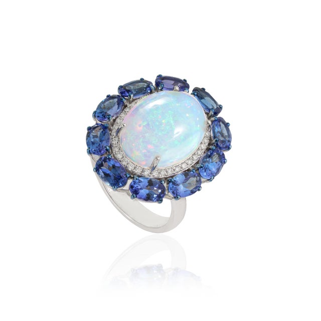 VR Jewels 18k Gold Vintage 10.96 Carat Cocktail Ring Size 5 - Fire Opal & Royal Blue Sapphires For Sale - Image 4 of 18