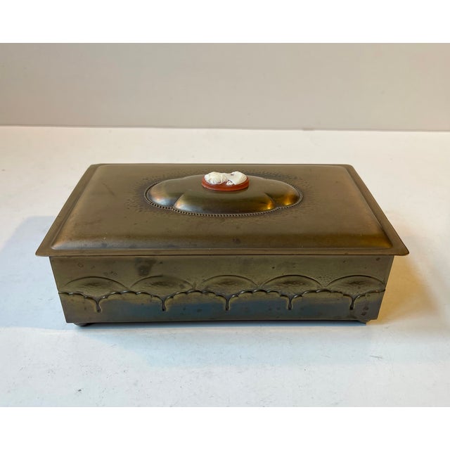 1940s Art Deco Brass Cigar Box with Bakelite Cameo, 1940s For Sale - Image 5 of 10