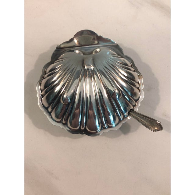 1940s 1940s England Silver Plate Clam Shell Lidded Dish For Sale - Image 5 of 9