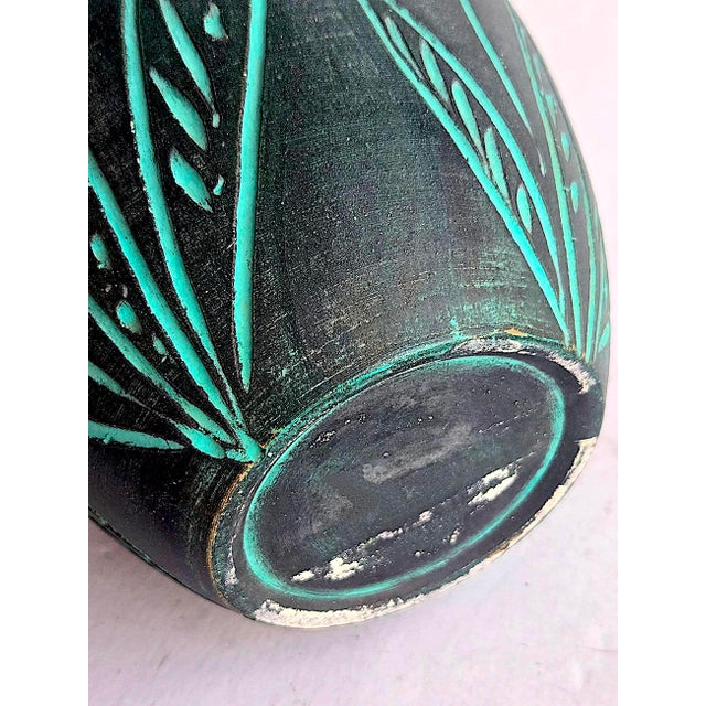 1970s Sgraffito Ceramic Vase in the Style of Aldo Londi for Bitossi For Sale - Image 12 of 12