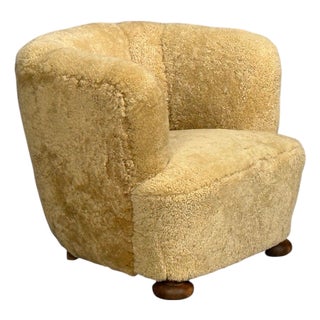 Danish Modern, Banana Style Tub Chair, Beech, Honey Sheepskin, Denmark, 1930s For Sale