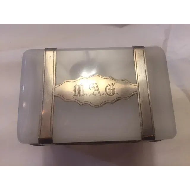 1900s Sterling Mounted Frencvh Opaline Box Box For Sale In Los Angeles - Image 6 of 8