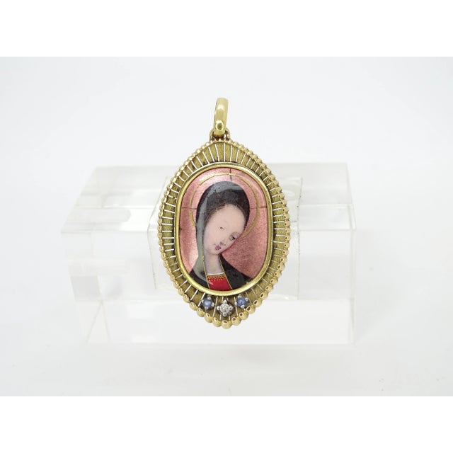Vintage French 18k Gold and Enamel Pendant, 1900 For Sale - Image 11 of 18