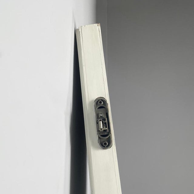 Gold Italian Single Door in White Painted Wood with Decoration, 2000s For Sale - Image 8 of 18