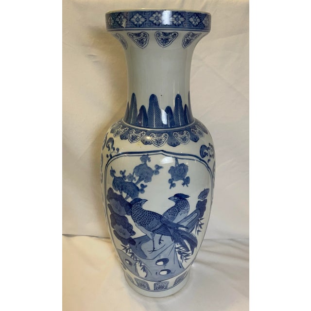 1980s Tall Blue and White Urn With Pheasant Mother and Baby For Sale - Image 5 of 6