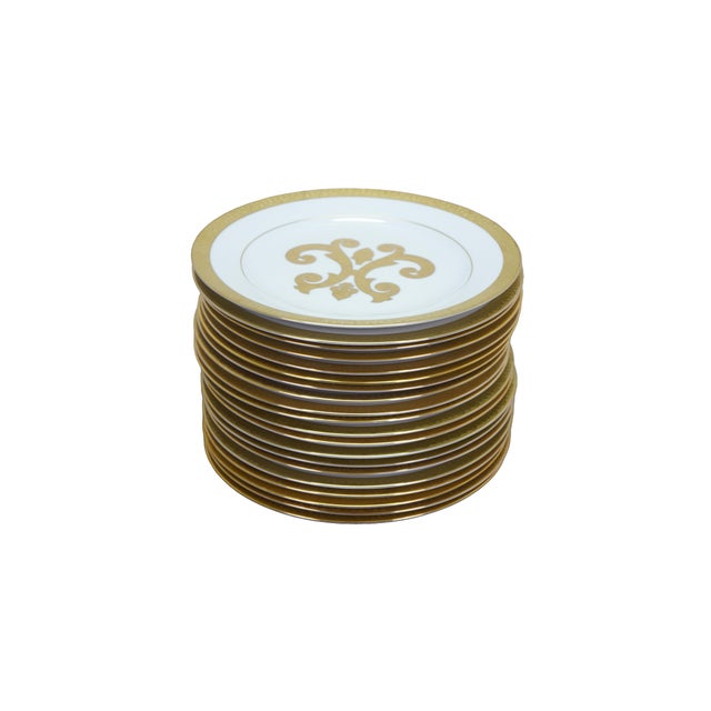 Modern Vintage Royal Gallery Gold Porcelain Buffet Dinner Plates 1991 Macy's - Set of 12 For Sale - Image 3 of 11