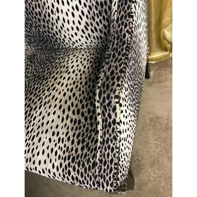 Wood Vintage Southern Furniture Co. Hollywood Regency Snow Leopard Velvet Settee For Sale - Image 7 of 10