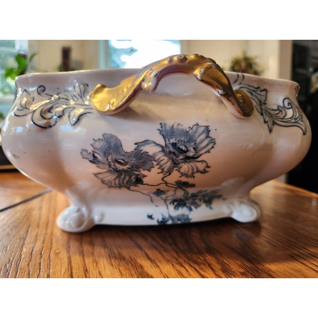 Late Victorian Doulton Burslem "Arundel" Covered Tureen For Sale - Image 14 of 16