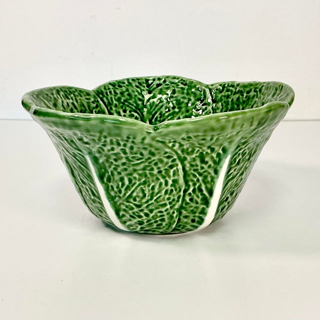 1980s Vintage Majolica Hollywood Regency Arts & Crafts Deep Cabbage Serving Bowl For Sale - Image 4 of 14
