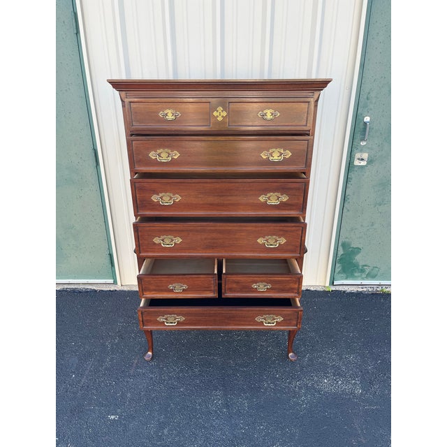 Brown 1980s Davis Cabinet Co Queen Anne Cherry Flat Top Highboy Chest of Drawers For Sale - Image 8 of 12